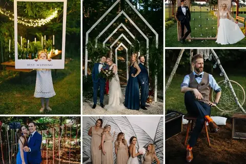 Uśmiechnięta dziewczynka trzyma ramkę z napisem "BEST WEDDING". Wesele w plenerze, z parami młodymi i gośćmi.